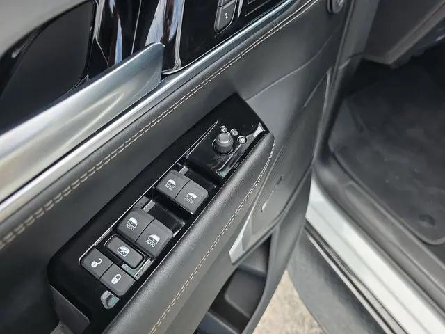 2024 Jeep Wagoneer Series II Carbide 4x4