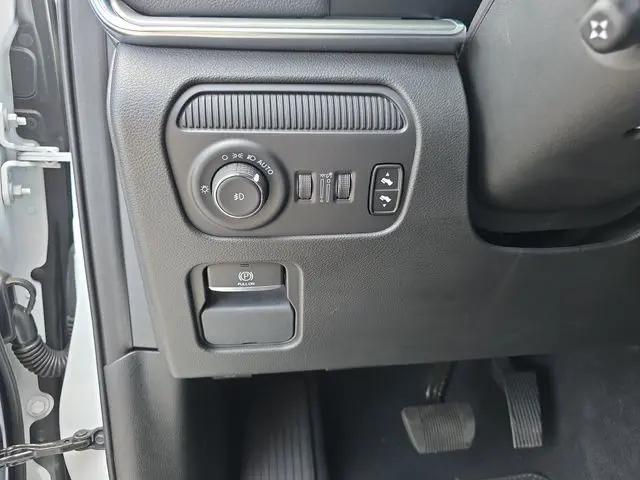 2024 Jeep Wagoneer Series II Carbide 4x4
