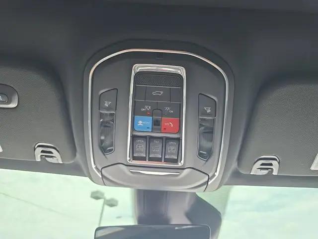 2024 Jeep Wagoneer Series II Carbide 4x4