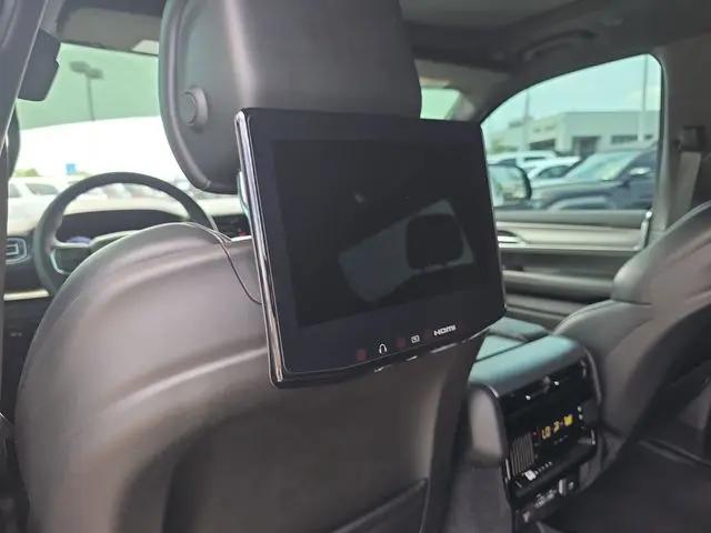 2024 Jeep Wagoneer Series II Carbide 4x4