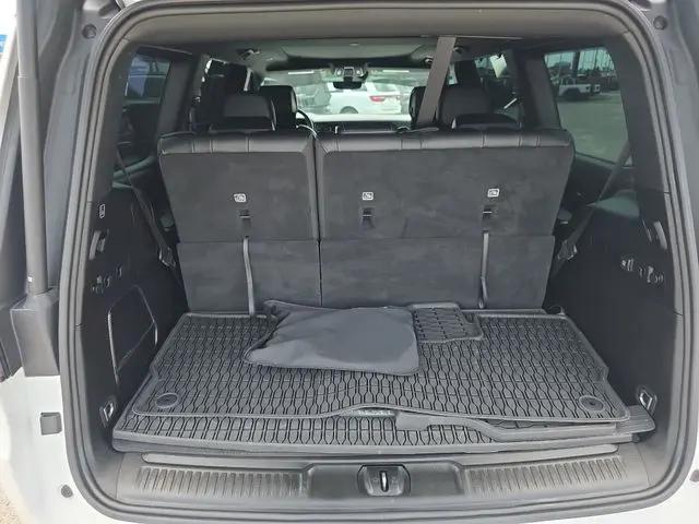 2024 Jeep Wagoneer Series II Carbide 4x4