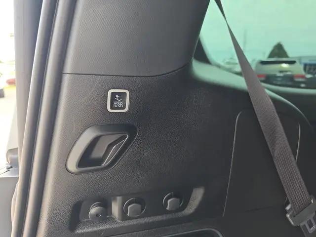 2024 Jeep Wagoneer Series II Carbide 4x4