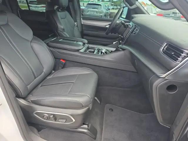 2024 Jeep Wagoneer Series II Carbide 4x4
