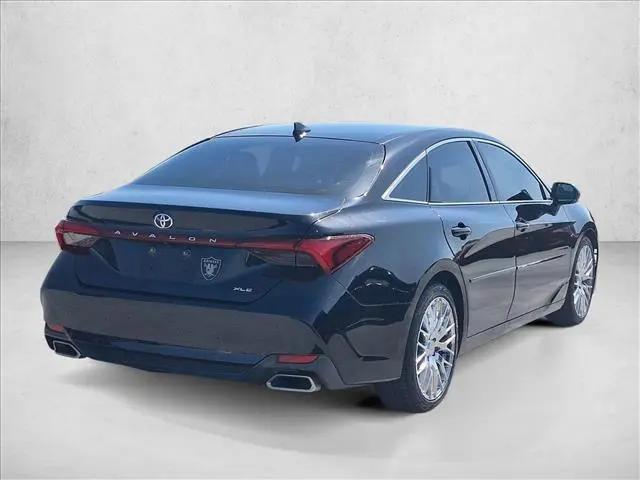 2019 Toyota Avalon XLE