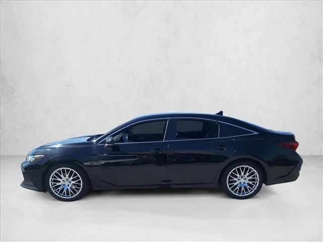 2019 Toyota Avalon XLE