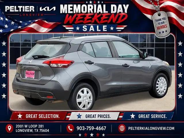 2019 Nissan Kicks S