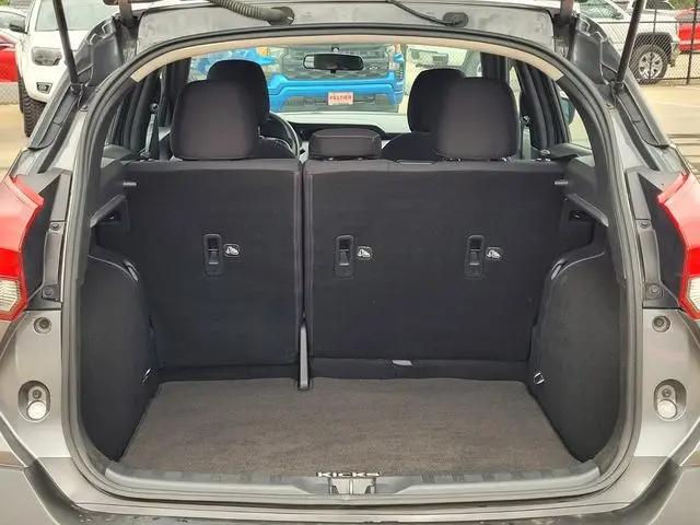 2019 Nissan Kicks S
