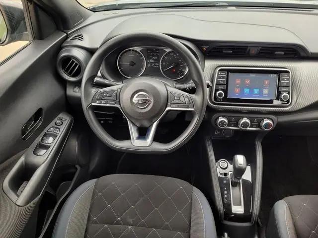 2019 Nissan Kicks S