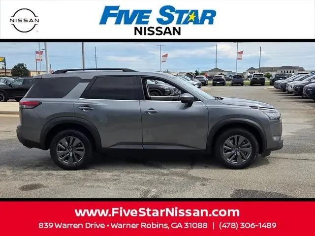 2024 Nissan Pathfinder SV 4WD