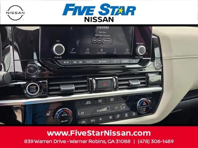 2024 Nissan Pathfinder SV 4WD