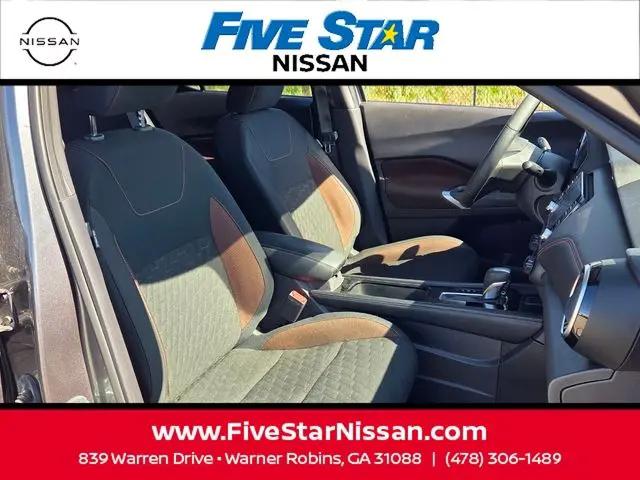 2024 Nissan Kicks SR Xtronic CVT