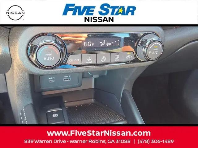 2024 Nissan Kicks SR Xtronic CVT