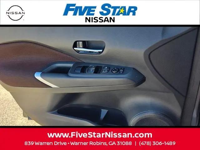 2024 Nissan Kicks SR Xtronic CVT