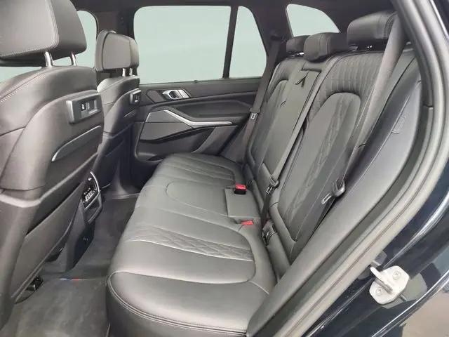 2023 BMW X5 M50i