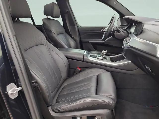 2023 BMW X5 M50i
