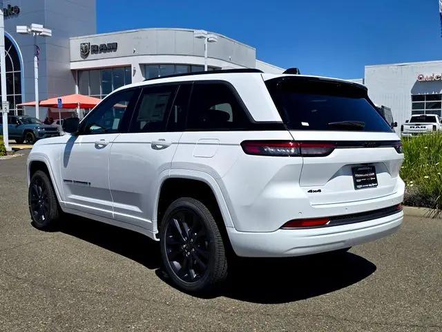 2026 Jeep Grand Cherokee Limited Reserve