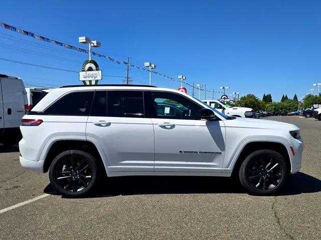 2026 Jeep Grand Cherokee Limited Reserve