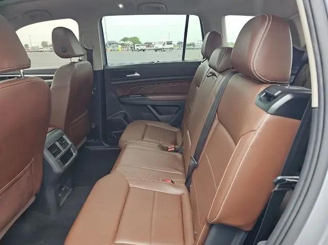 2023 Volkswagen Atlas 3.6L V6 SE w/Technology
