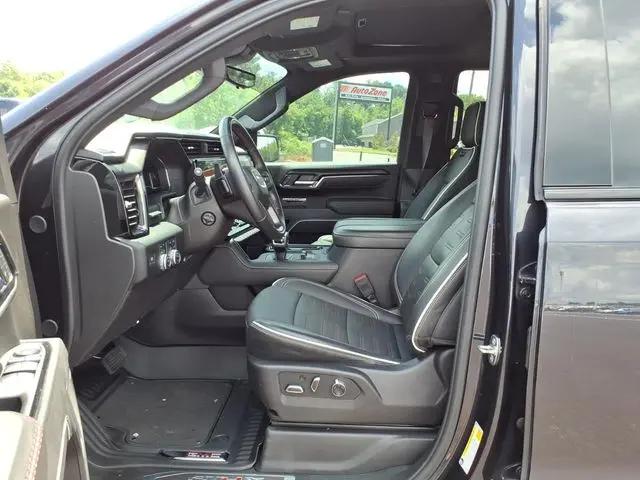 2024 GMC Sierra 1500 4WD Crew Cab Short Box AT4X