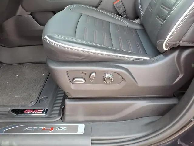 2024 GMC Sierra 1500 4WD Crew Cab Short Box AT4X