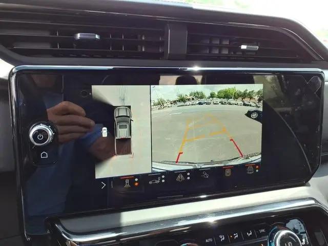 2024 GMC Sierra 1500 4WD Crew Cab Short Box AT4X