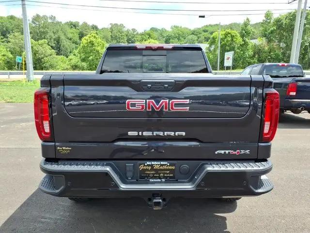 2024 GMC Sierra 1500 4WD Crew Cab Short Box AT4X