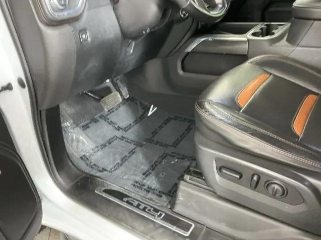 2020 GMC Sierra 1500 4WD Crew Cab Short Box AT4