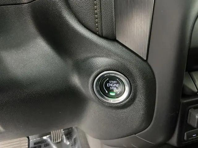 2020 GMC Sierra 1500 4WD Crew Cab Short Box AT4