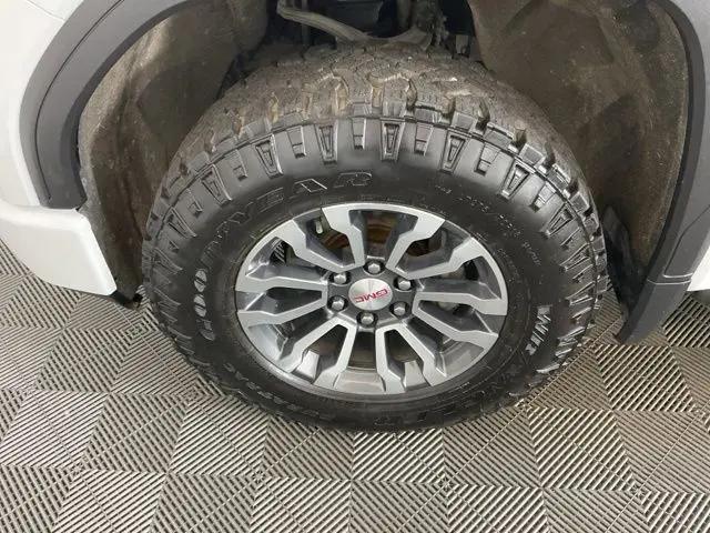 2020 GMC Sierra 1500 4WD Crew Cab Short Box AT4