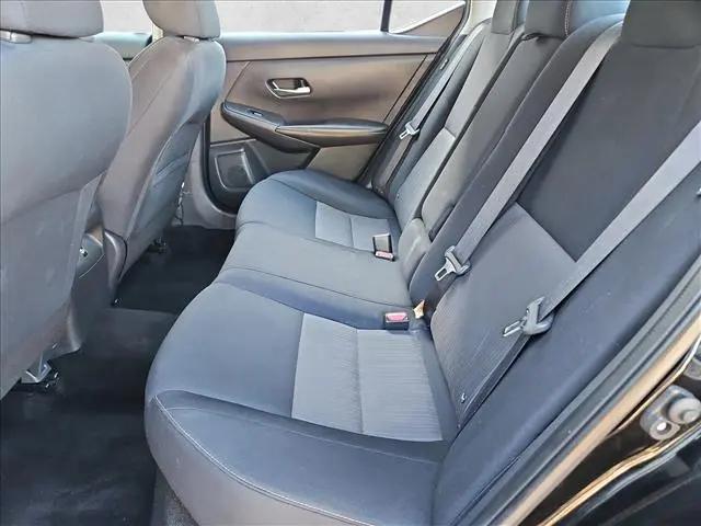 2021 Nissan Sentra SV Xtronic CVT