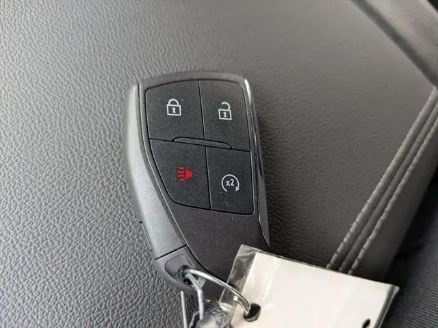 2026 GMC Canyon Elevation, RWD
