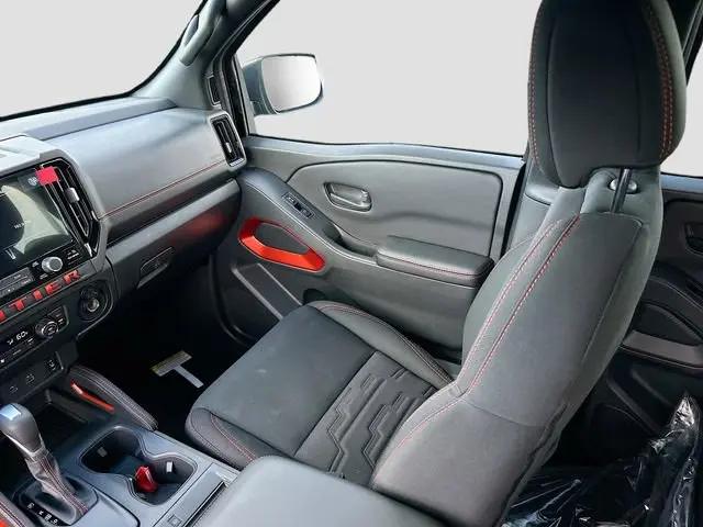 2026 Nissan Frontier Crew Cab PRO-X 4x2