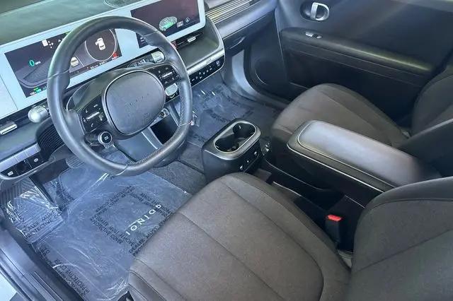 2024 Hyundai IONIQ 5 SEL