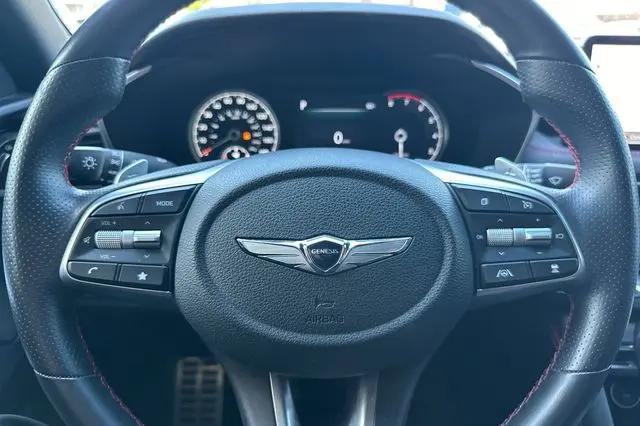 2023 Genesis G70 2.0T RWD