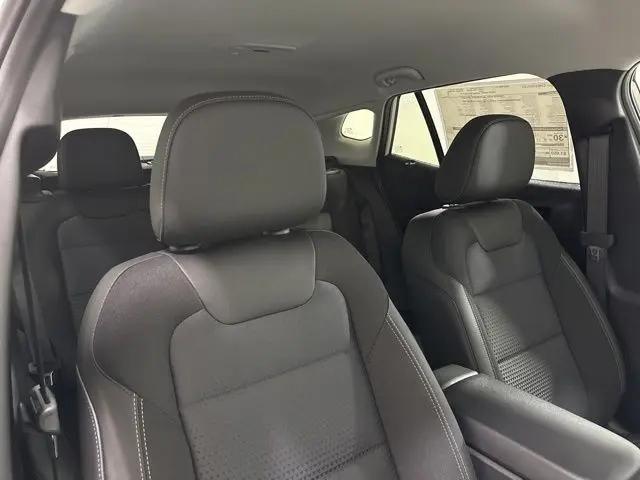 2026 Chevrolet Trax FWD LT