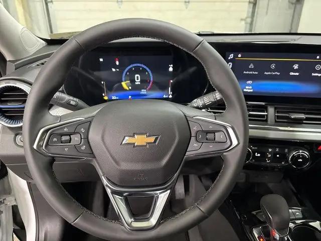 2026 Chevrolet Trax FWD LT