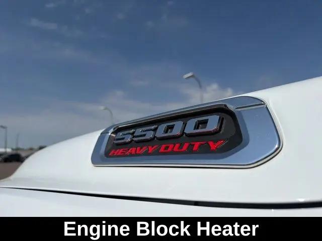 2023 Ram 5500 Tradesman/SLT