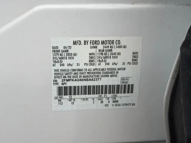 2022 Ford Edge SE
