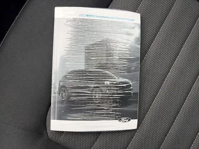 2022 Ford Edge SE