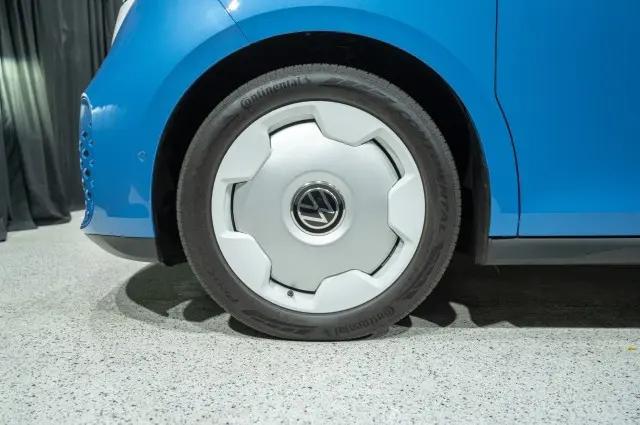 2025 Volkswagen ID. Buzz 1st Edition with 4MOTION
