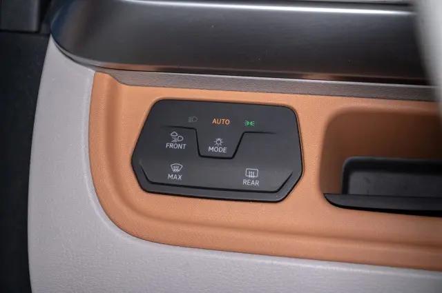 2025 Volkswagen ID. Buzz 1st Edition with 4MOTION