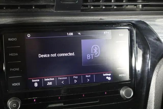 2022 Volkswagen Passat 2.0T R-Line