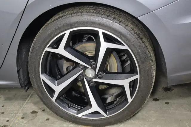 2022 Volkswagen Passat 2.0T R-Line