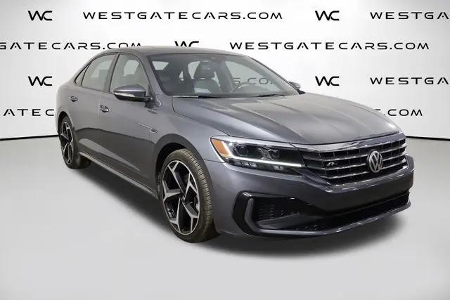 2022 Volkswagen Passat 2.0T R-Line