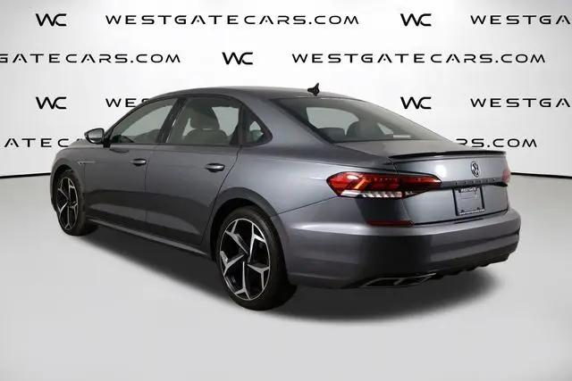 2022 Volkswagen Passat 2.0T R-Line