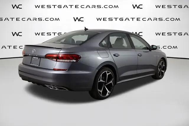 2022 Volkswagen Passat 2.0T R-Line