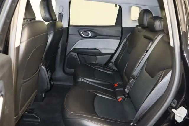 2022 Jeep Compass Latitude Lux 4x4