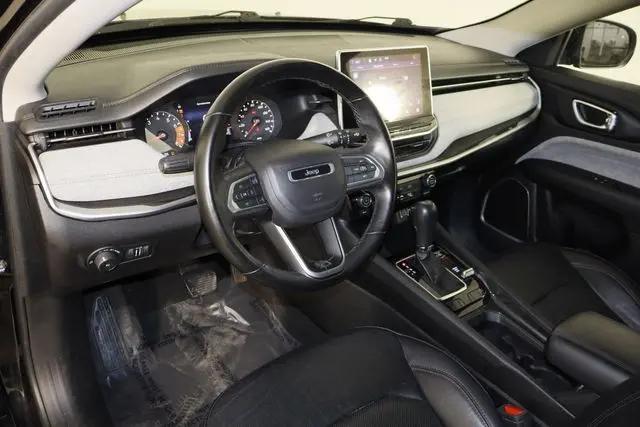 2022 Jeep Compass Latitude Lux 4x4