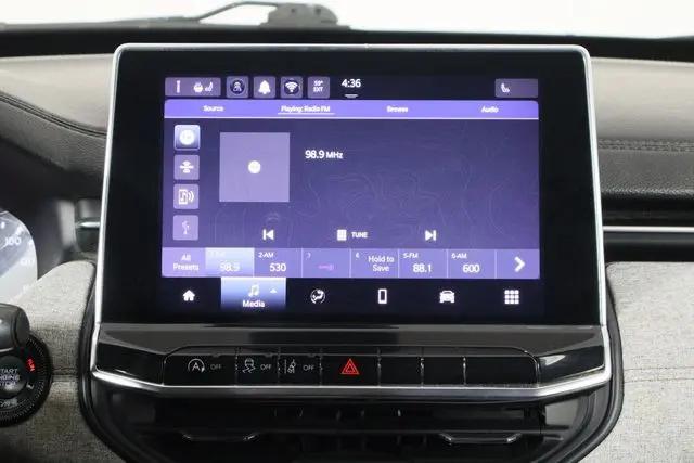 2022 Jeep Compass Latitude Lux 4x4