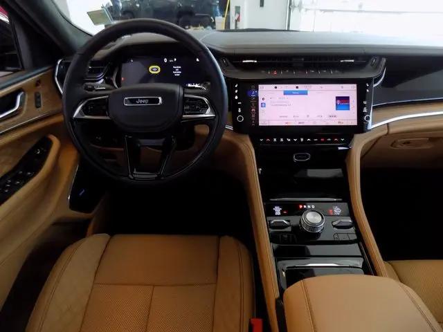 2026 Jeep Grand Cherokee Summit 4x4